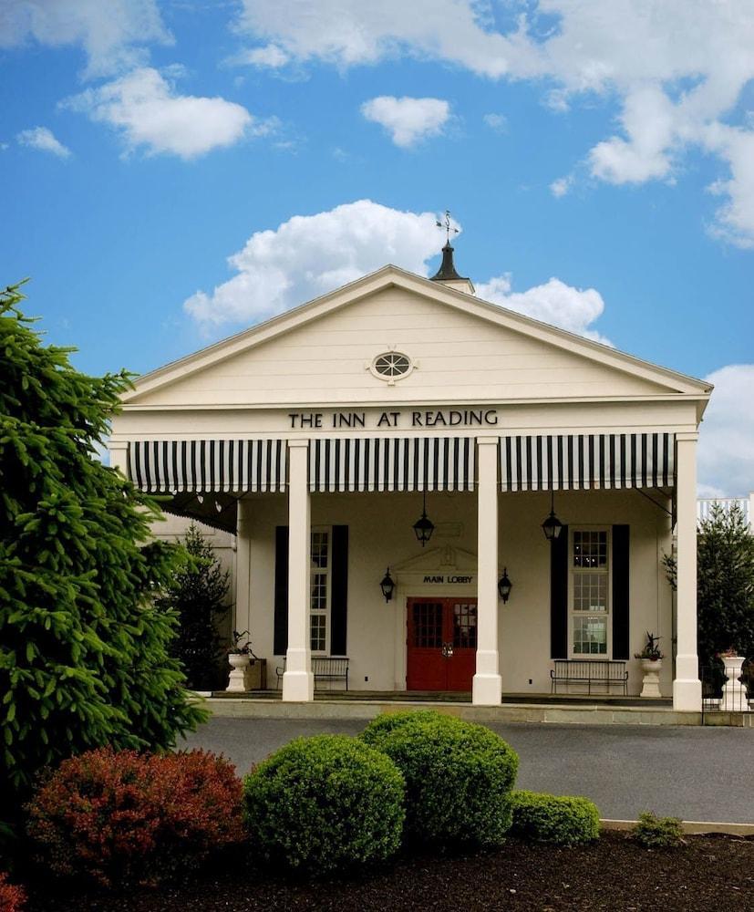 The Inn At Reading Hotel & Conference Center Buitenkant foto