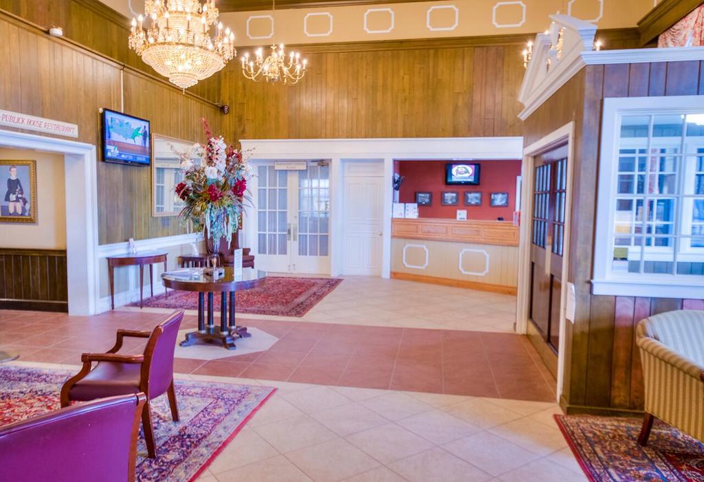 The Inn At Reading Hotel & Conference Center Buitenkant foto