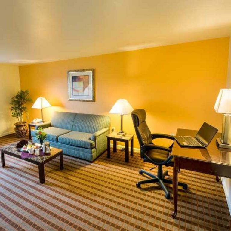 The Inn At Reading Hotel & Conference Center Buitenkant foto