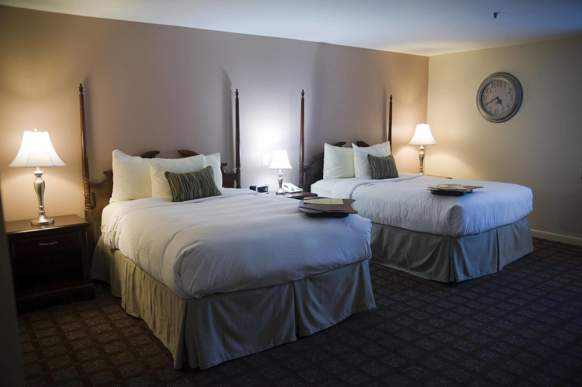 The Inn At Reading Hotel & Conference Center Buitenkant foto